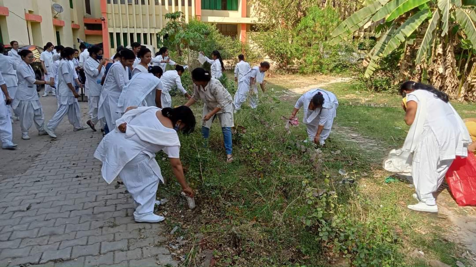 Waste Management drive — Nursing College, Lucknow
